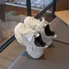 Novo Modelo Outono 2026 Tênis Esportivo para Crianças de 1 a 6 Anos, Tênis de Corrida em Malha para Meninos, Tênis "Dad Shoes" Antiderrapante para Meninas, Tênis da Moda para Crianças