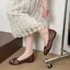 Sapatos rasos de bolinhas estilo francês com salto oculto, coleção nova de verão e outono 2026 para mulheres, lindos sapatos Mary Jane de bailarina, mocassins