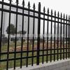 Aislamiento de taller, cerca de hierro forjado, cerca de acero zincado, cerca de patio de villa residencial, instalación de cerca de tubo cuadrado galvanizado