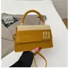 Bolso de Mano Cuadrado Pequeño Nuevo y Elegante Transfronterizo 2026, Bolso de Hombro Cruzado de Moda Casual Simple Versátil Tendencia