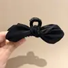 Pinza de pelo pequeña con garra para temperamento de princesa, pinza de pelo lateral estilo coreano exquisita, sensación de alta gama, nuevo pinza de pelo para media coleta 2026