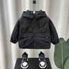 Jaqueta Nova de Outono 2026 para Meninos, Corta-vento com Capuz da Moda para Crianças para Primavera e Outono, Blusa Casual de Outono para Bebê Menino