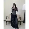 Suéter de punto versátil Sun Yoo gris de cintura alta, escote en V elegante, ajuste ceñido, top base suave de manga larga