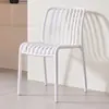Silla de Comedor de Plástico Nórdico al por Mayor Sillón Moderno Casual Silla para Cafetería de Té con Leche Silla de Mesa de Comedor Hueca para Exteriores