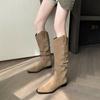 Em Estoque~Principalmente Recomendados São as Botas Plissadas Franzidas, Modelo Outono 2026, Camurça de Couro Bovino Integral, Salto Bloco, Botas de Cano Alto com Adição de Lã