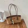 2026 Nuevo Otoño Invierno Retro Nicho Gamuza Felpa Bolso Moda Femenina Versátil Hombro Único Mate Bolsillo de Mano Bolso Tote