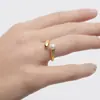 Artículo de moda más vendido transfronterizo europeo y americano Anillo abierto de plata de ley S925 versátil personalizado con perla de concha redonda, simple, de alta gama, de lujo ligero