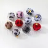 Otoño e Invierno Felpa Estampado de Leopardo Bolas de Pelo Manchadas Colgantes Accesorios Hecho a Mano DIY Pendientes Accesorios para el Cabello Materiales al por Mayor