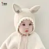Gorro de Bebé Estilo Otoño e Invierno para Niñas, Lindo Gorro de Lana Tejida de Conejo con Protección para los Oídos para Bebés y Niños Pequeños, Diseño Único