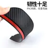 Los fabricantes suministran un protector contra la lluvia para el espejo retrovisor del automóvil con textura de fibra de carbono engrosada y ceja de lluvia.
