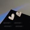 Pendientes Sencillos y Elegantes en Forma de Corazón para Mujer, Nicho Coreano Dongdaemun Dulces y de Gama Alta Accesorios Pequeños Venta al por Mayor Mercado Nocturno