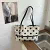 Bolso de lunares con diseño de nicho estilo coreano, bolso de hombro tipo tote de gran capacidad, moderno y versátil, bolso de alta gama para el día a día, transfronterizo
