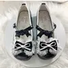 Zapatos de cuero estilo Lolita para niña, modelo nuevo 2026, con lazo de doble capa, ribete de encaje, punta redonda, hebilla, tacón medio