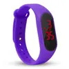 Explosiones fábrica punto LED deportivo pulsera de mano reloj estudiante niños electrónico moda tendencia explosión amantes pulsera de mano reloj