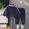 Conjunto Deportivo de Otoño para Niños, Conjunto de Dos Piezas con Chaqueta de Cremallera de Dibujos Animados para Niños, Ropa Casual de Primavera y Otoño para Niños Pequeños, Moderno