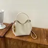 Bolso de cubo de nicho nuevo transfronterizo 2026, versátil y elegante, bolso de hombro y bandolera, bolso de mano con cadena, bolso vintage para madre e hija