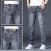 Jeans rectos italianos para hombre, primavera y otoño, corte holgado, elásticos, gama alta, nuevos pantalones largos casuales para hombre Otoño 2026