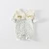 Macacão de outono para bebês meninas roupa de outono 2023 novo macacão floral para bebê de um mês macacão justo