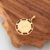 Xuping Joyería Estilo Retro Transfronterizo Geométrico Redondo Colgante de Collar Aleación de Cobre Chapado en Color 18K Colgante Personalizado Al por Mayor