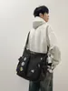 Bolso Cruzado Casual Estilo Coreano Ropa de Trabajo para Hombre Gran Capacidad Moderno Genial Versátil Deportivo para Viajes y Estudiantes Universitarios Bolso de Hombro Portátil