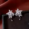 Aretes Redondos de Circonia Galvanizados en Oro Real de 18K, Modernos, Sencillos, Lujo Ligero, Aretes de Gama Alta, Aretes Estilo Palacio Retro para Mujer