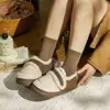 Sapatos Rasos de Algodão Modernos Versáteis Confortáveis para Mulheres 2025 Outono e Inverno Novo Nicho Simples Antiderrapante Forrados com Lã Quentes Sapatos de Algodão