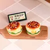 Brinquedo de Comida em Miniatura Água Alcalina Pão Pão Europeu Rosquinha Cola de Creme Resina Acessórios DIY Boneca de Bolo Casa de Boneca Mini Cozinha