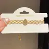 Pulsera hueca cuadrada con forma de corazón plisado y gota de agua, sensación de lujo ligero de alta gama, diseño único, joyería nicho al por mayor