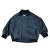 Ropa infantil transfronteriza: Chaqueta de cuero unisex con cuello acanalado y hilo metálico, piel suave, nueva colección otoño 2026, moderna y versátil, corte holgado