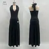 Marca Independiente Europea y Americana Verano 2026 Nuevo Vestido Largo Sexy Ajustado de Color Sólido con Abertura, de Cuello Halter y Espalda Descubierta para Mujer