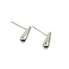 Pendientes de Moda y Minimalistas de Tendencia con Forma de Lágrima, Diseño de Gota de Lluvia, Efecto Adelgazante, Estilo Minimalista Europeo y Americano, Versátiles para Primavera y Verano, Venta al por Mayor de Alta Calidad
