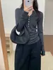 Top de Punto Color Rosa con Botones de Concha, Cuello en V, Manga Larga para Mujer, Principios de Otoño, Estilo Coreano, Suave, Perezoso, Holgado, Adelgazante, Cuello Semiabierto