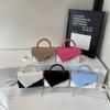 Bolsa de Mão Simples Estilo Coreano 2025 Nova Moda Bolsa Pequena Quadrada com Costura Crossbody Bolsa Crossbody Colorida