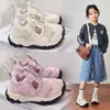 Tênis da Moda para Meninas 2026 Novos Sapatos Casuais Respiráveis de Primavera e Verão para Crianças Maiores Sapatos Estilo Pai para Meninos