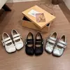 Sapatos Mary Jane Prateados para Mulheres 2026 Primavera e Verão Novo Estilo Laço Raso Bico Redondo Planos Sapatos Lolita Franceses