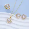 Set de Tres Piezas de Perlas de Agua Dulce Naturales, Aretes de Trébol de Cuatro Hojas de Nácar, Anillo, Colgante, Collar, Set de Joyería de Alta Gama