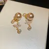 Pendientes de Perla Redondos Geométricos con Tachuelas de Diamante Color Plata, Lujo Ligero, Gama Alta, Exquisitos, Elegantes, Versátiles para Mujer