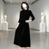 Vestido Nuevo de Terciopelo Dorado Talla Grande para Mujer Otoño Invierno Moda Larga Hasta la Rodilla Estilo Mamá Dama Rica