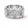 Anillo Pequeño con Patrón de Diamantes, Versión Ancha y Estrecha Coco, Chapado en Oro Rosa de 18 Quilates, Grabado Fino con CNC, Anillos de Pareja para Hombres y Mujeres