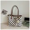 Bolso de lunares transfronterizo para mujer, nueva moda trendy 2026, adecuado para la escuela y el trabajo, bolso de hombro tipo tote de gran capacidad