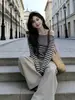 Ropa de punto para mujer Otoño Invierno Estilo Coreano de un hombro a rayas fuera del hombro manga larga adelgazante top exterior de un solo hombro talla única