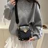 Bolso Cuadrado Pequeño Personalizado Estampado en Color de Contraste para Mujer Moda Nueva Primavera y Verano 2025 Correa Ancha para el Hombro Bolso Cuadrado Pequeño Bolso de Hombro Único Cruzado