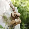 Campanilla de viento de cáscara de fruta Spring Field Campana colgante para agitar a mano Colgante de bolsa Colgante para coche Llavero Regalo de cumpleaños Terapia de sonido