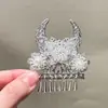 Sombrero de Media Corona Accesorios para Imán de Nevera DIY Souvenir de Guizhou Corona de Pelo Plateada Sombrero Étnico Miao Tocado de Cuerno de Mariposa Sombrero