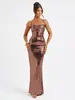 Vestido de Moda Elegante de Color Sólido con Cuello Halter sin Tirantes Brillante Metálico Espalda Descubierta para la Nueva Moda de Primavera Europea y Americana 2026