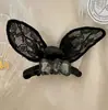 2026 Clip para el Cabello de Encaje Negro Estilo Lujo Ligero con Orejas de Conejo Tamaño Pequeño Clip para el Cabello de Gama Alta Estilo Coreano Pasador de Moño Versátil para Mujeres