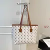 Europa Transfronteriza Nuevo 2026 Textura PU Gran Capacidad Letras Impresas Viaje Diario Bolso de Mano al Hombro Tote para Mujer