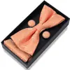Caja de regalo de alta gama caliente transfronteriza para hombre, nuevo corbatín, juego formal de tres piezas, en stock, ventas directas de fábrica