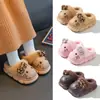 Pantuflas de algodón para niños, colección otoño/invierno 2026, diseño de gato de dibujos animados en EVA para niñas, uso interior/exterior, impermeables, con capa exterior peluda