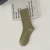 Calcetines Suxinaimin para mujer para primavera y otoño, color liso, estilo coreano, de longitud media, calcetines de maternidad con parte superior holgada, calcetines versátiles sin costuras apilables de Zhuji